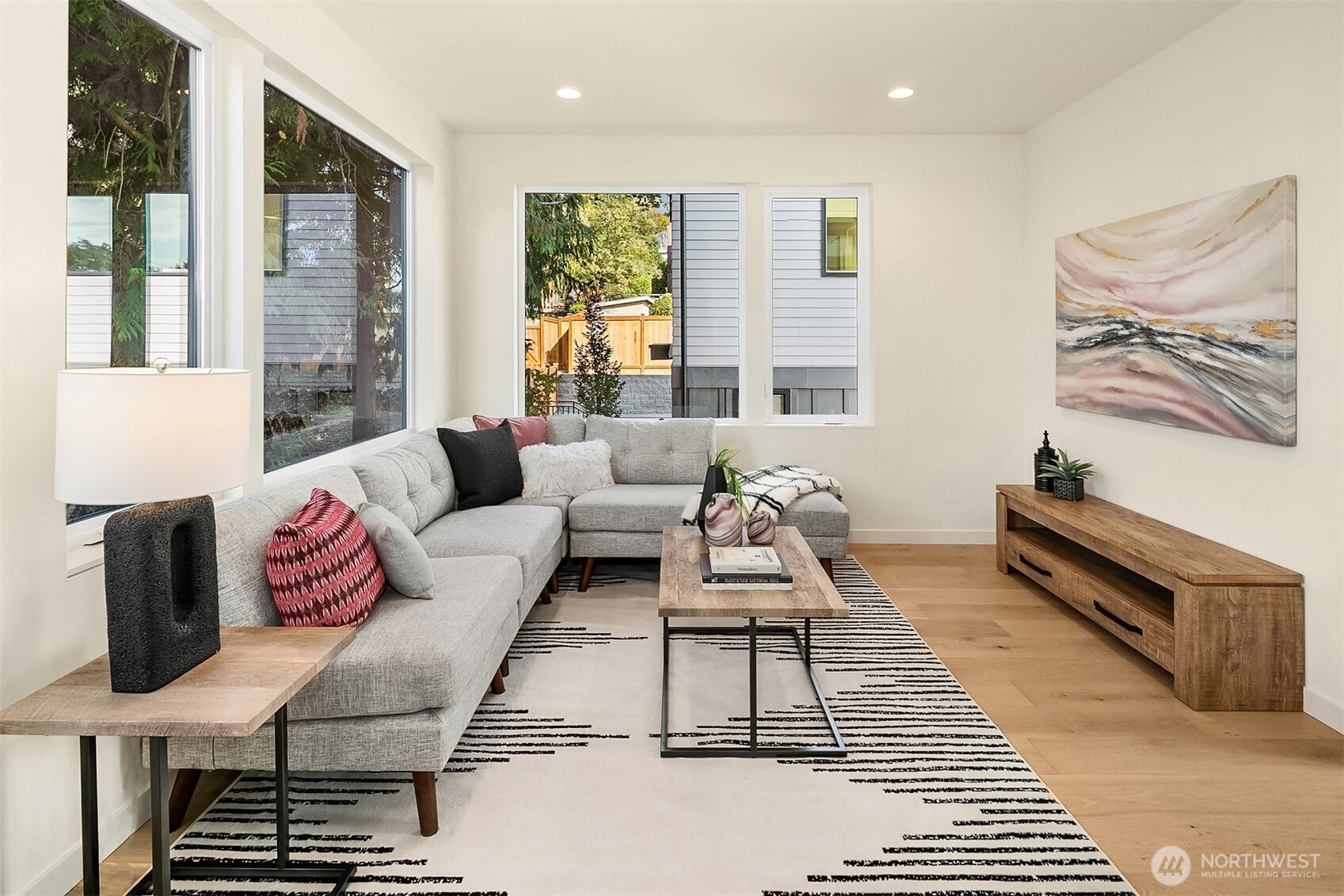 3010 B 32nd Avenue W