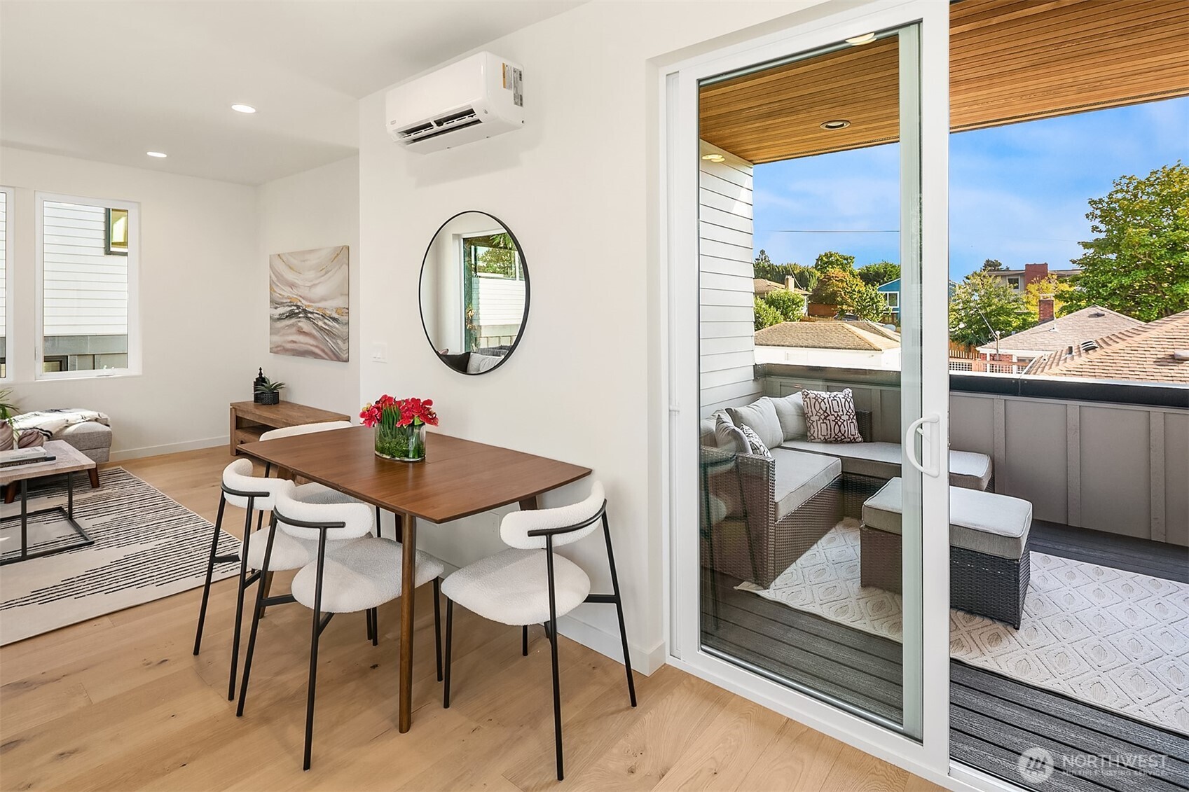 3010 B 32nd Avenue W