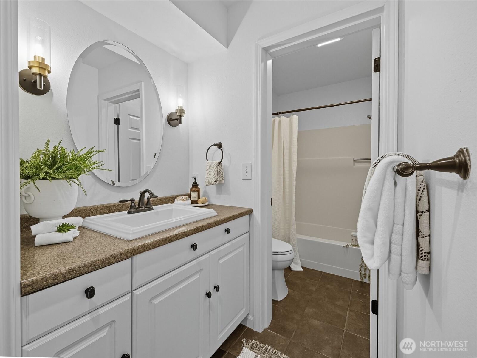 11420 NE 128th Street Unit: 49