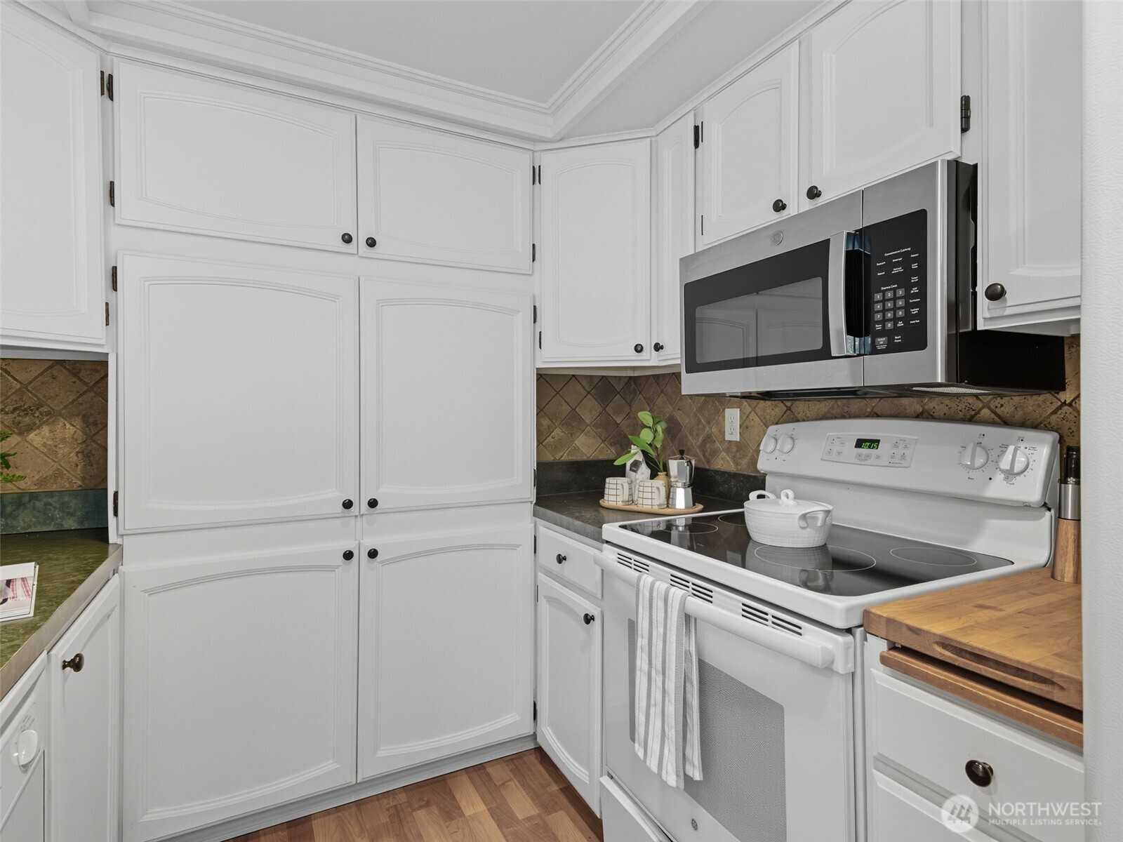 11420 NE 128th Street Unit: 49