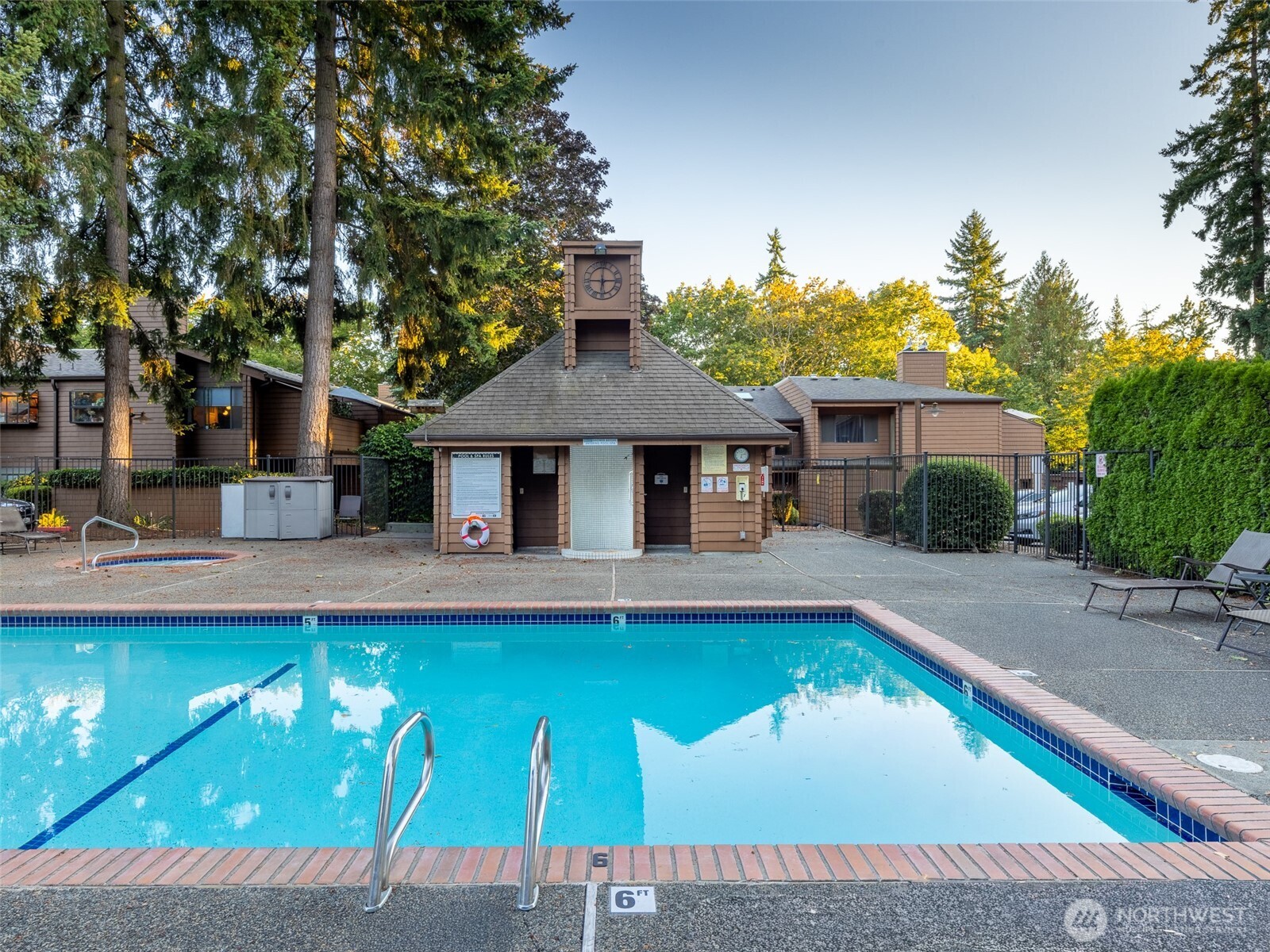 11420 NE 128th Street Unit: 49