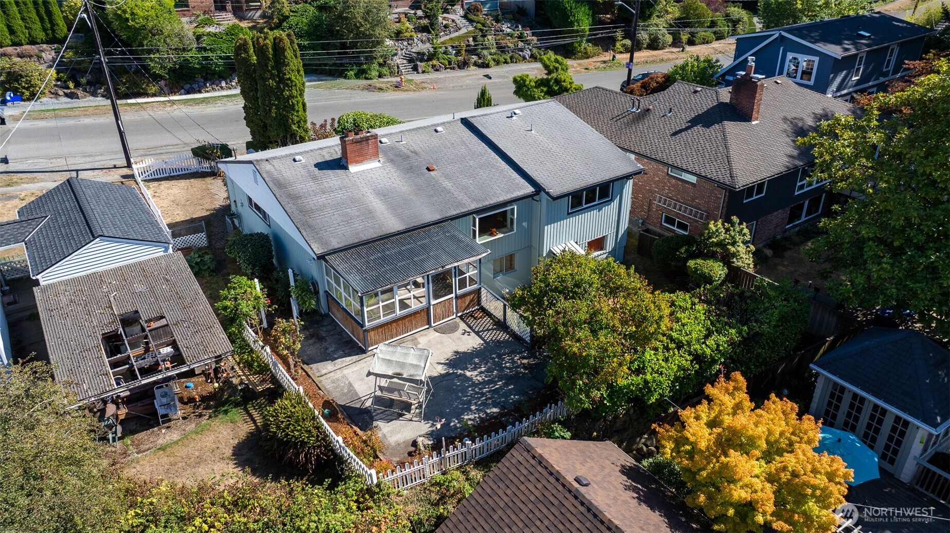 12225 Palatine Avenue N