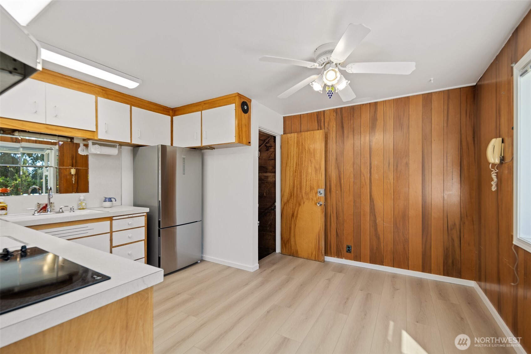 12225 Palatine Avenue N