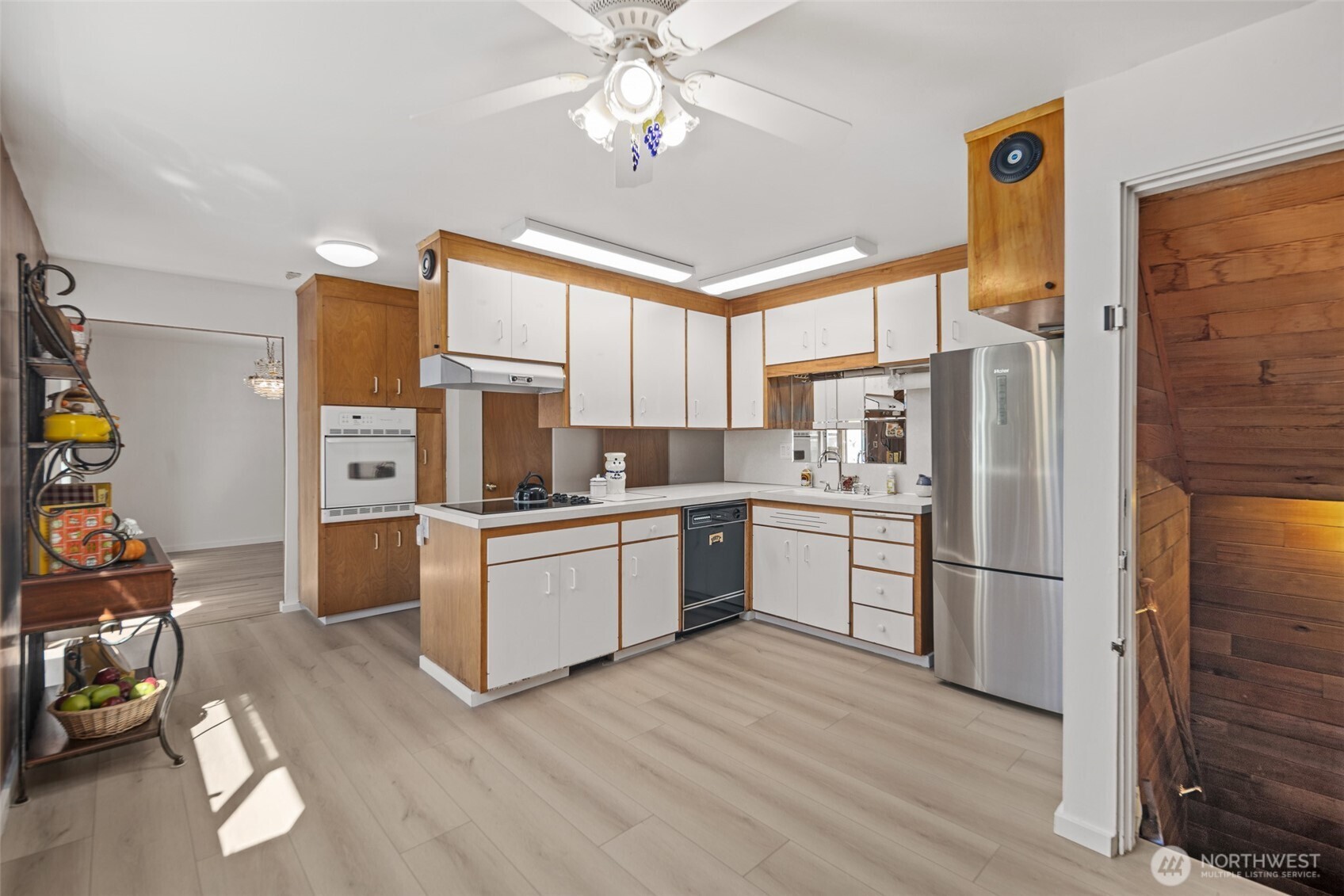 12225 Palatine Avenue N