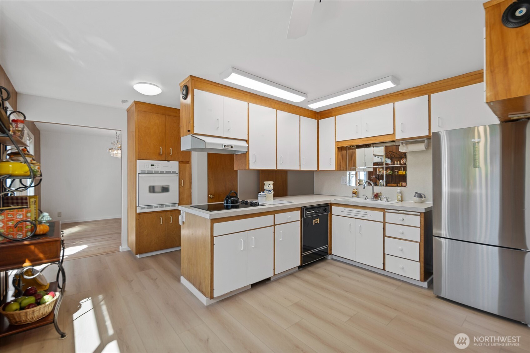 12225 Palatine Avenue N