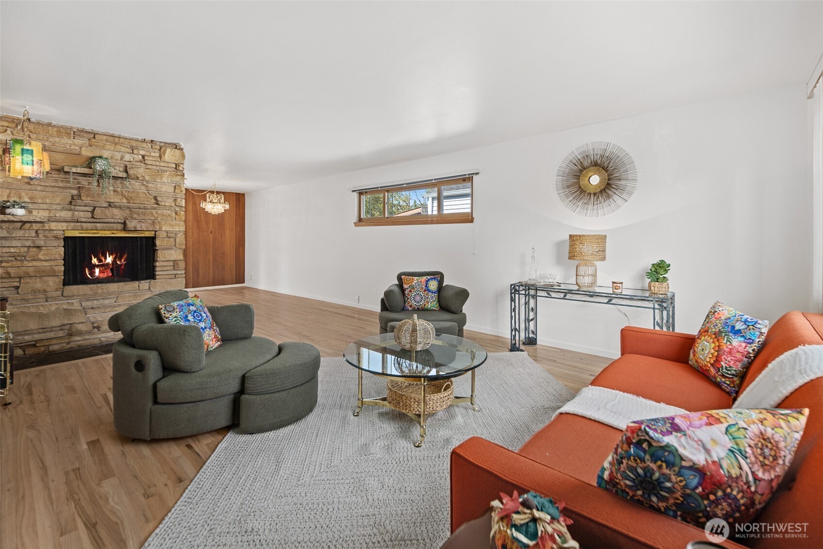 12225 Palatine Avenue N