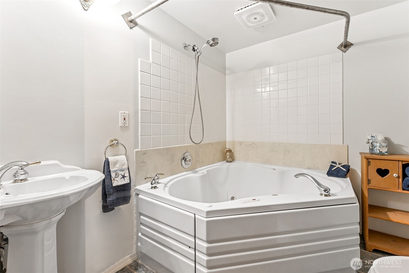 15602 26th Avenue SW