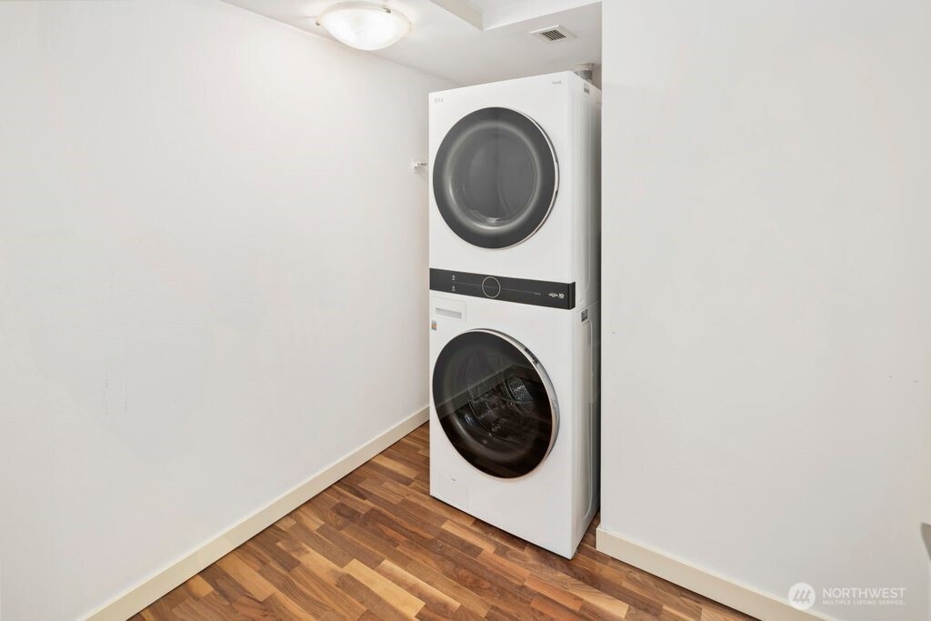 3104 Western Avenue Unit: 602