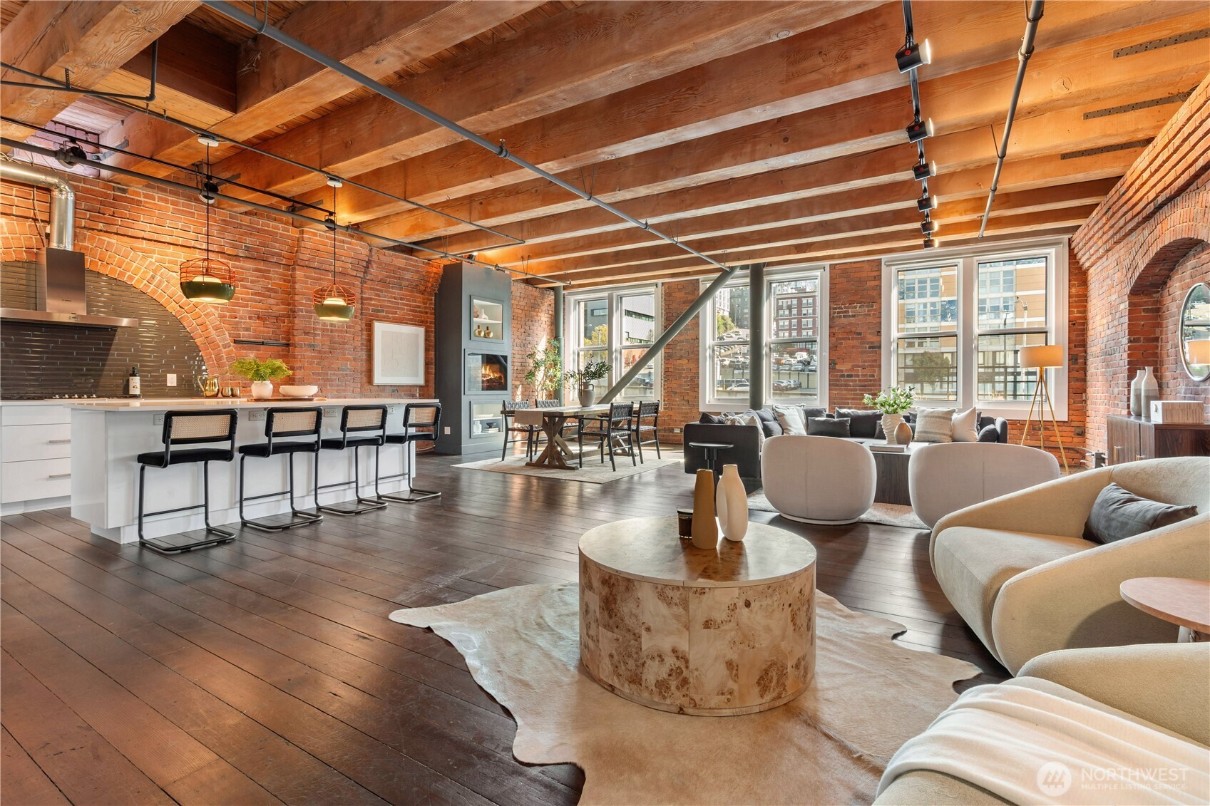 210 S 3rd Avenue Unit: 2D