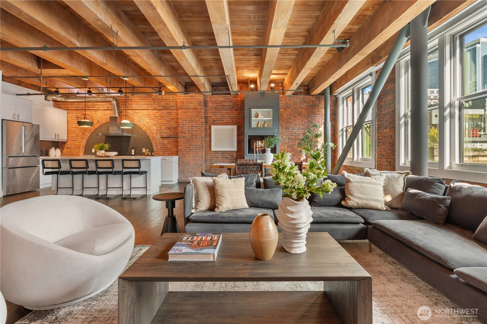 210 S 3rd Avenue Unit: 2D