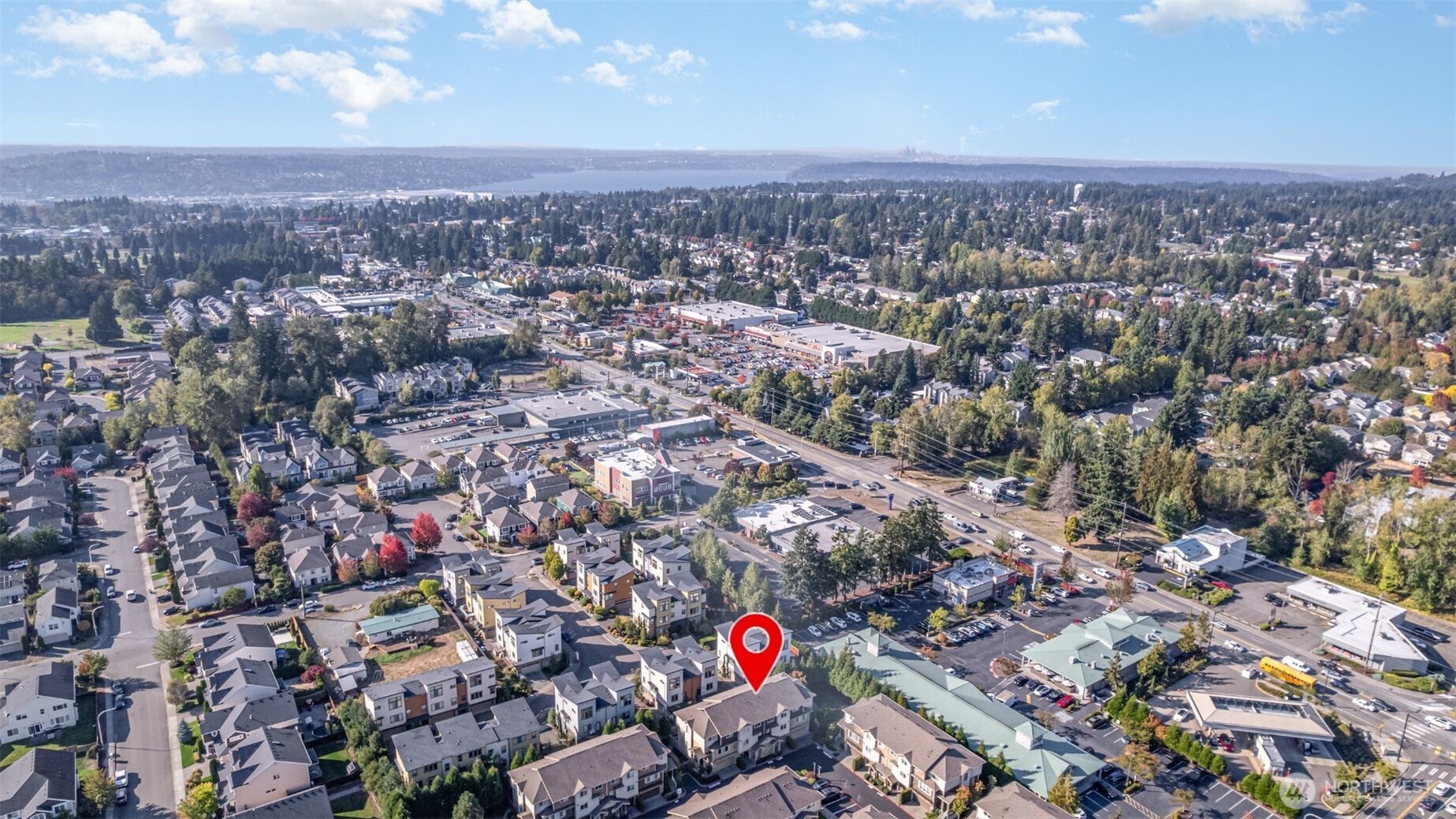 325 Chelan Place NE Unit: D1