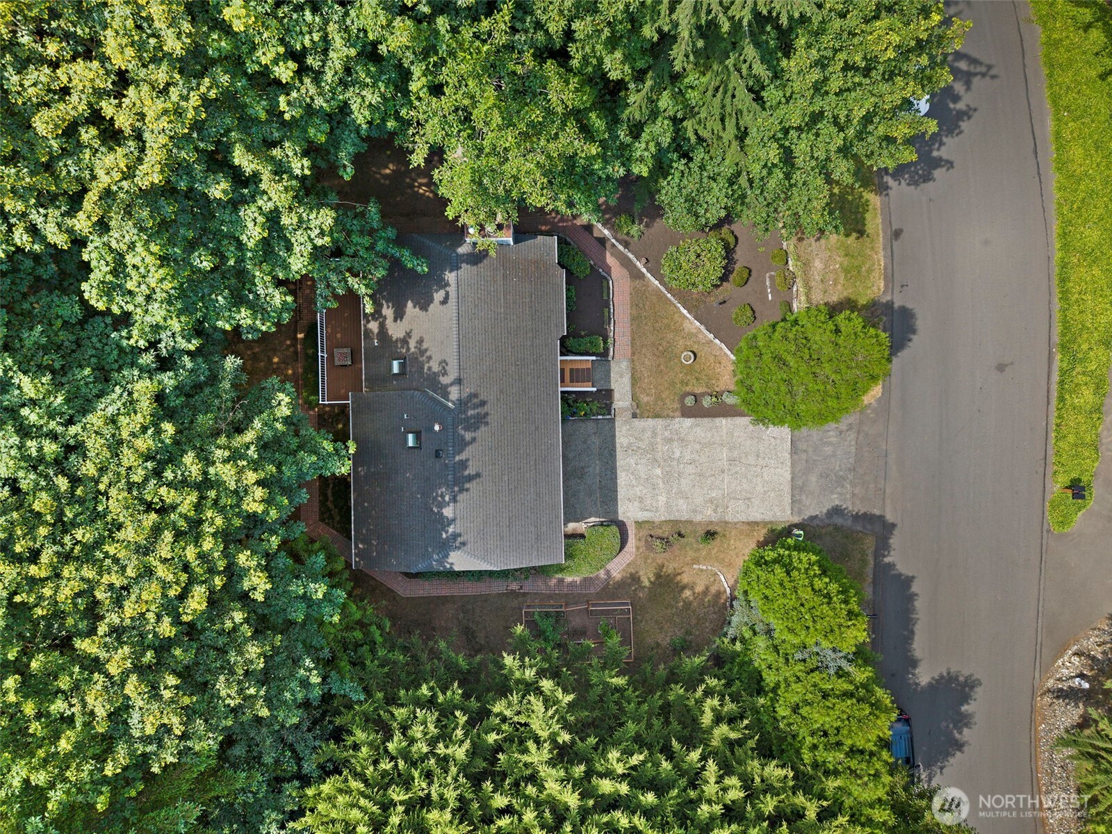 1080 Ridgewood Circle SW