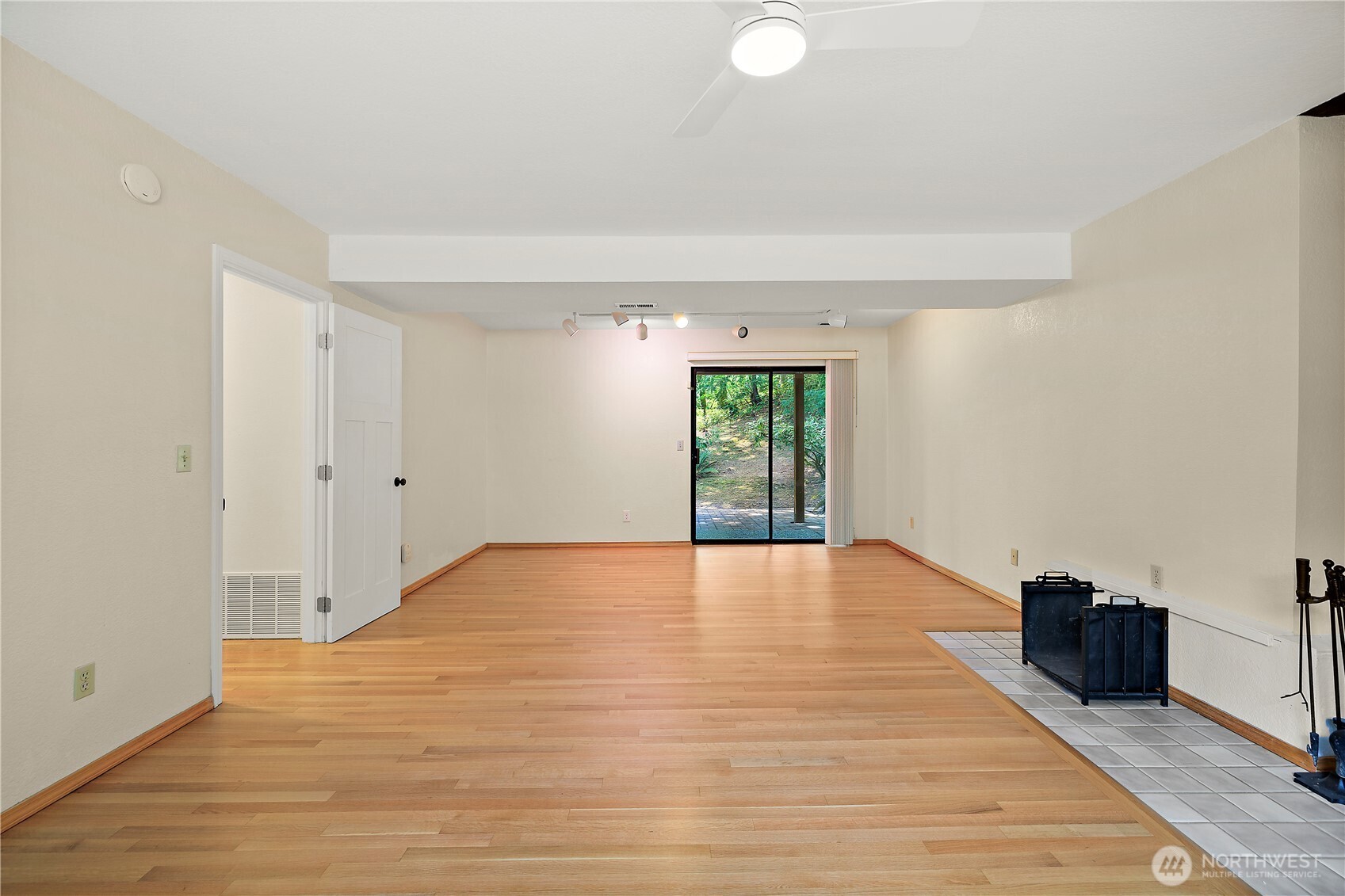 1080 Ridgewood Circle SW