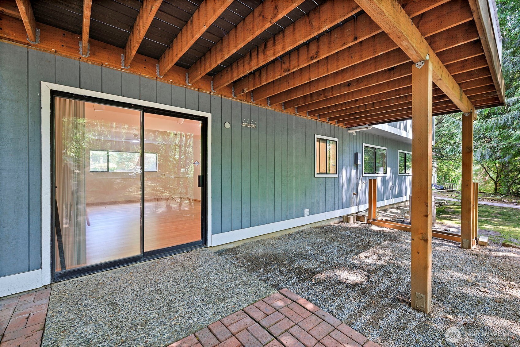 1080 Ridgewood Circle SW