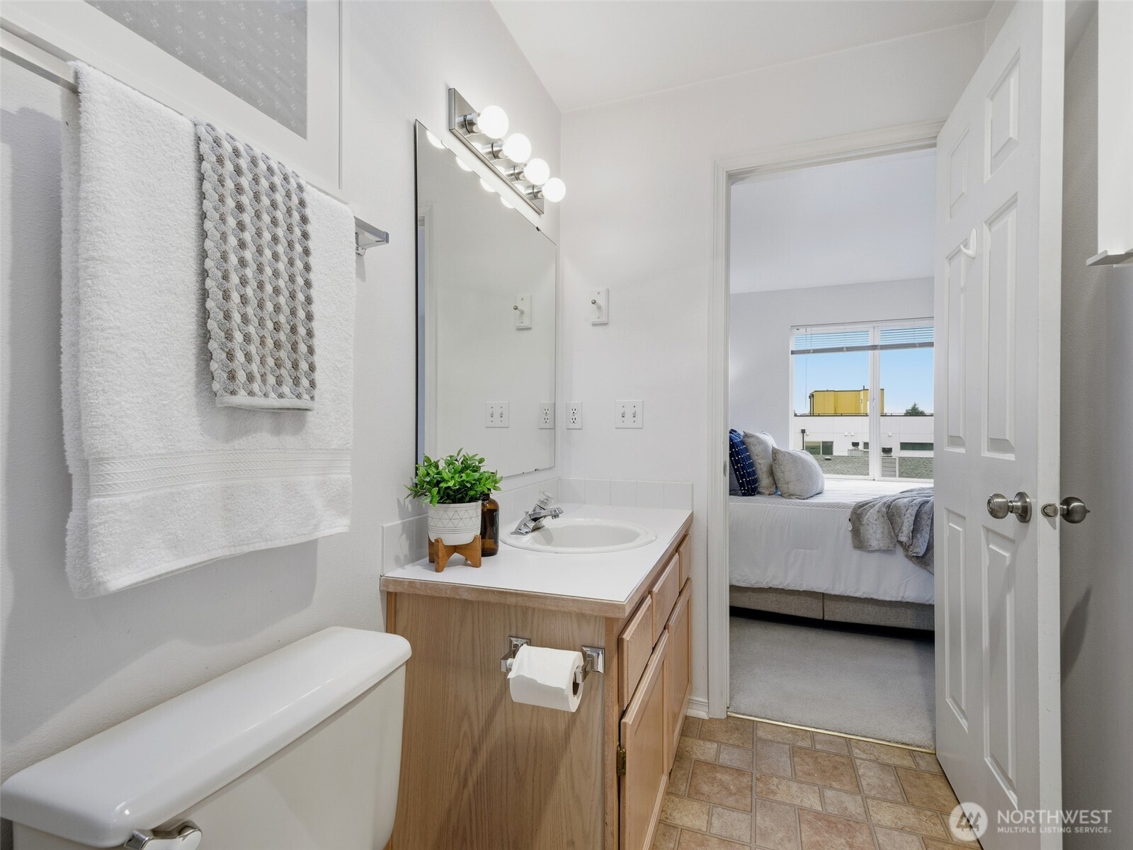 1733 NW 59th Street Unit: 301