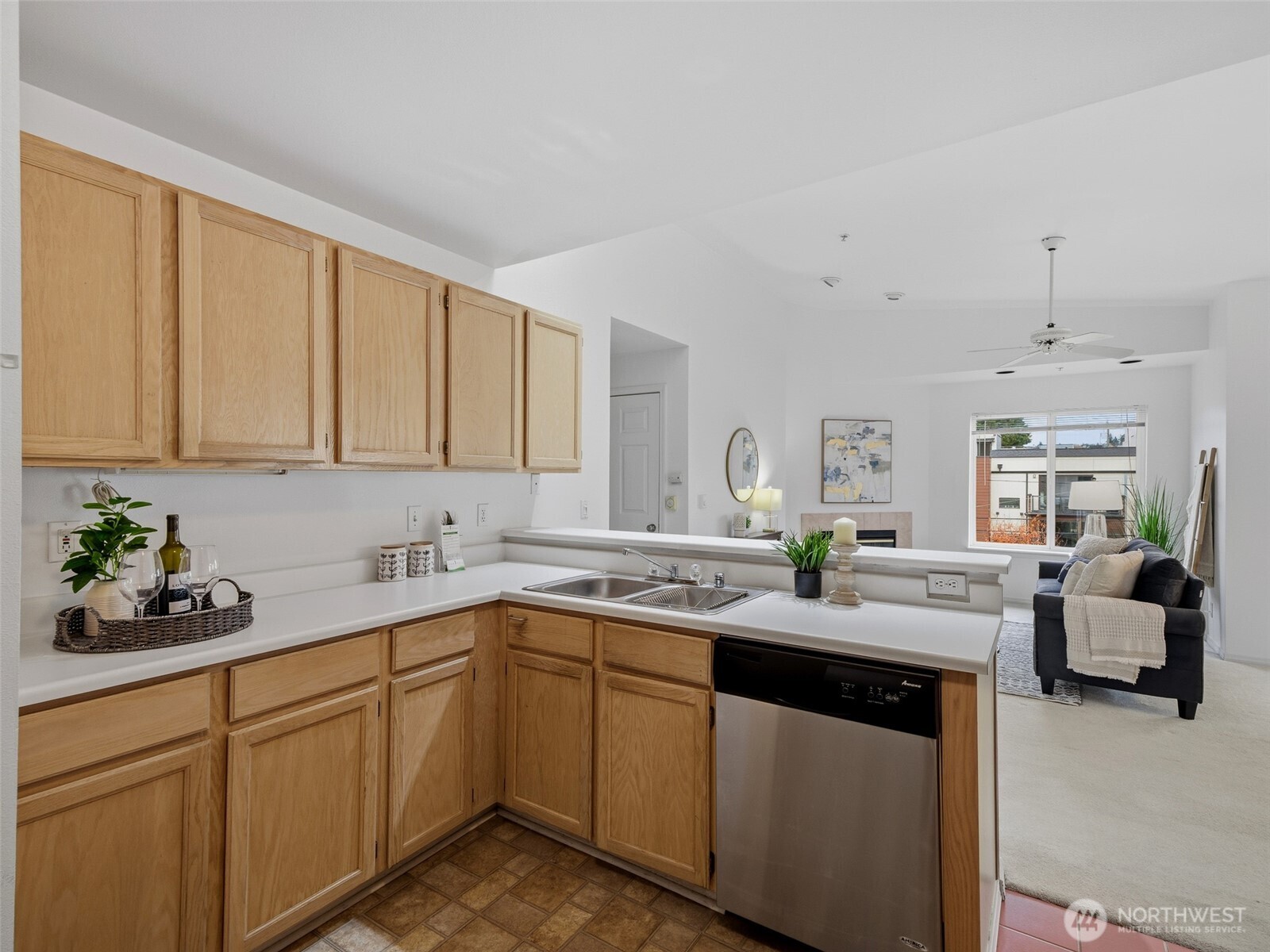 1733 NW 59th Street Unit: 301