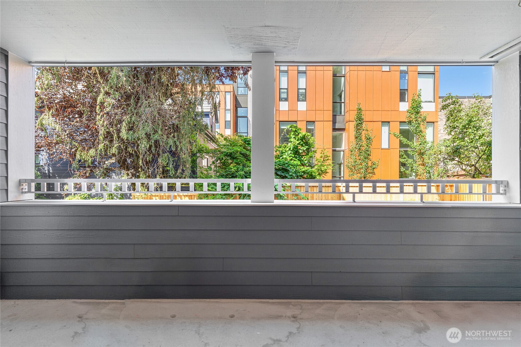 303 13th Avenue E Unit: 102