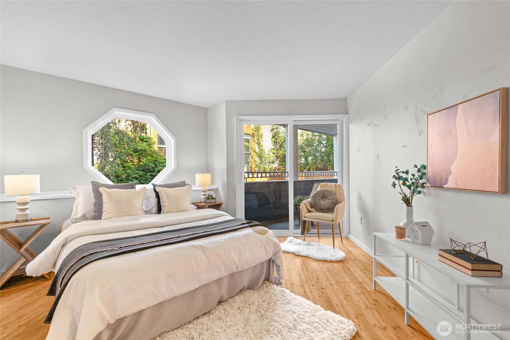 303 13th Avenue E Unit: 102