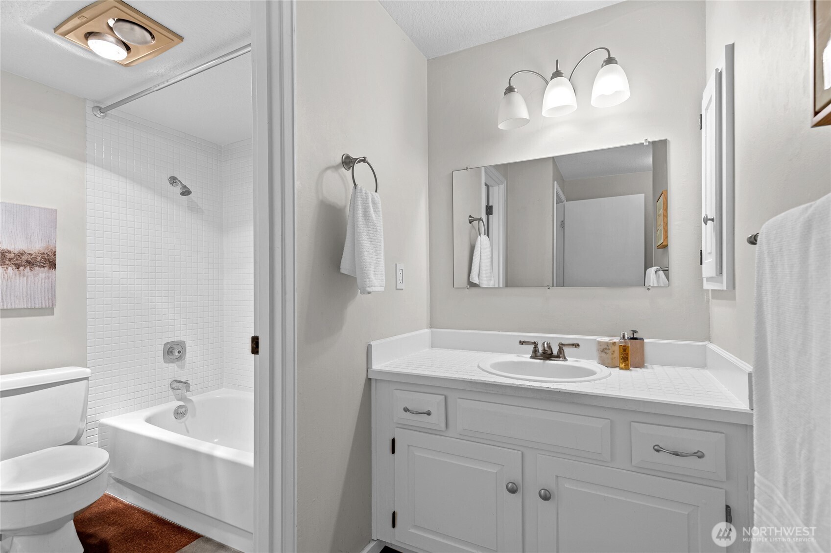 303 13th Avenue E Unit: 102