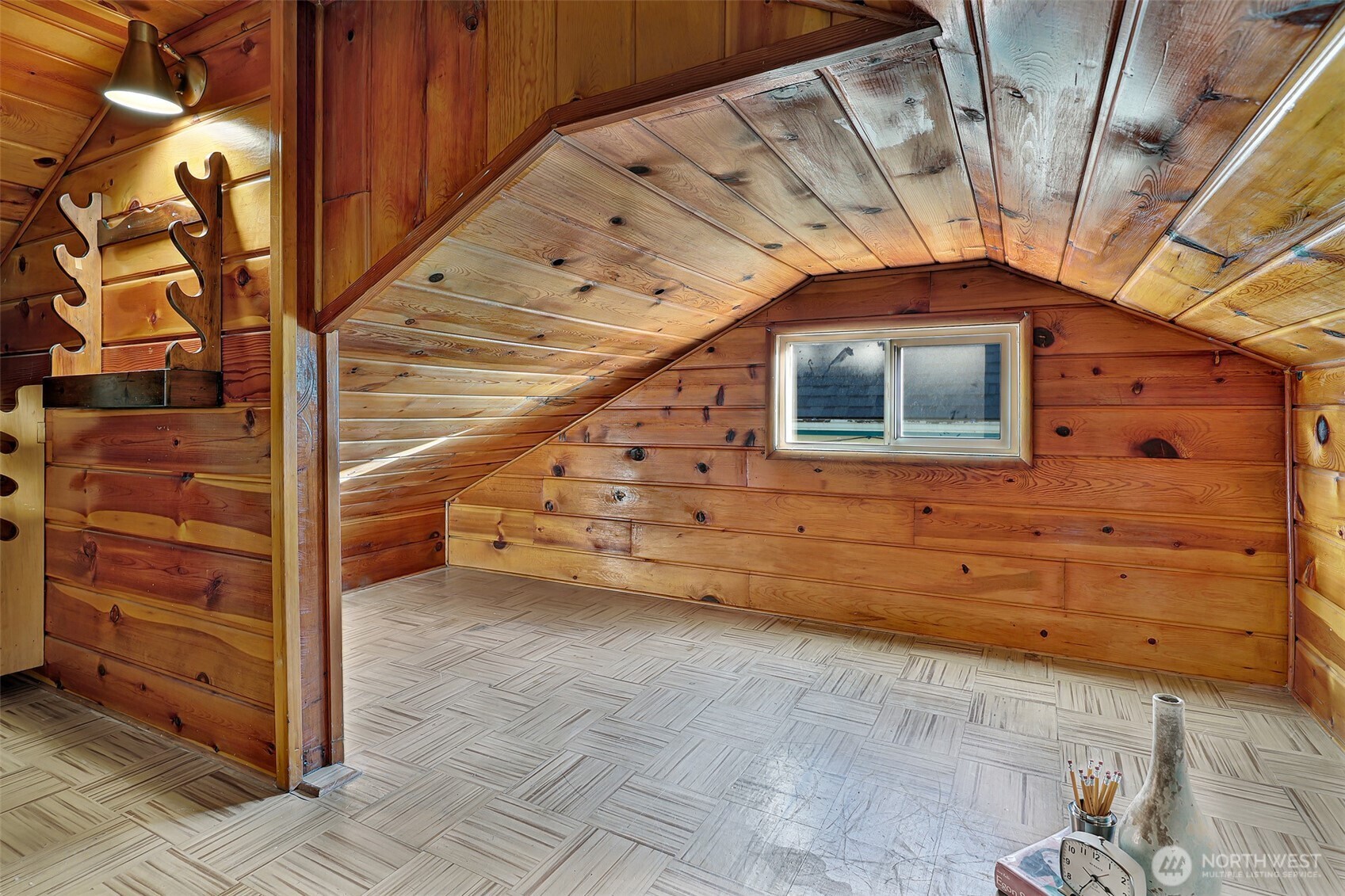 11034 Evanston Avenue N