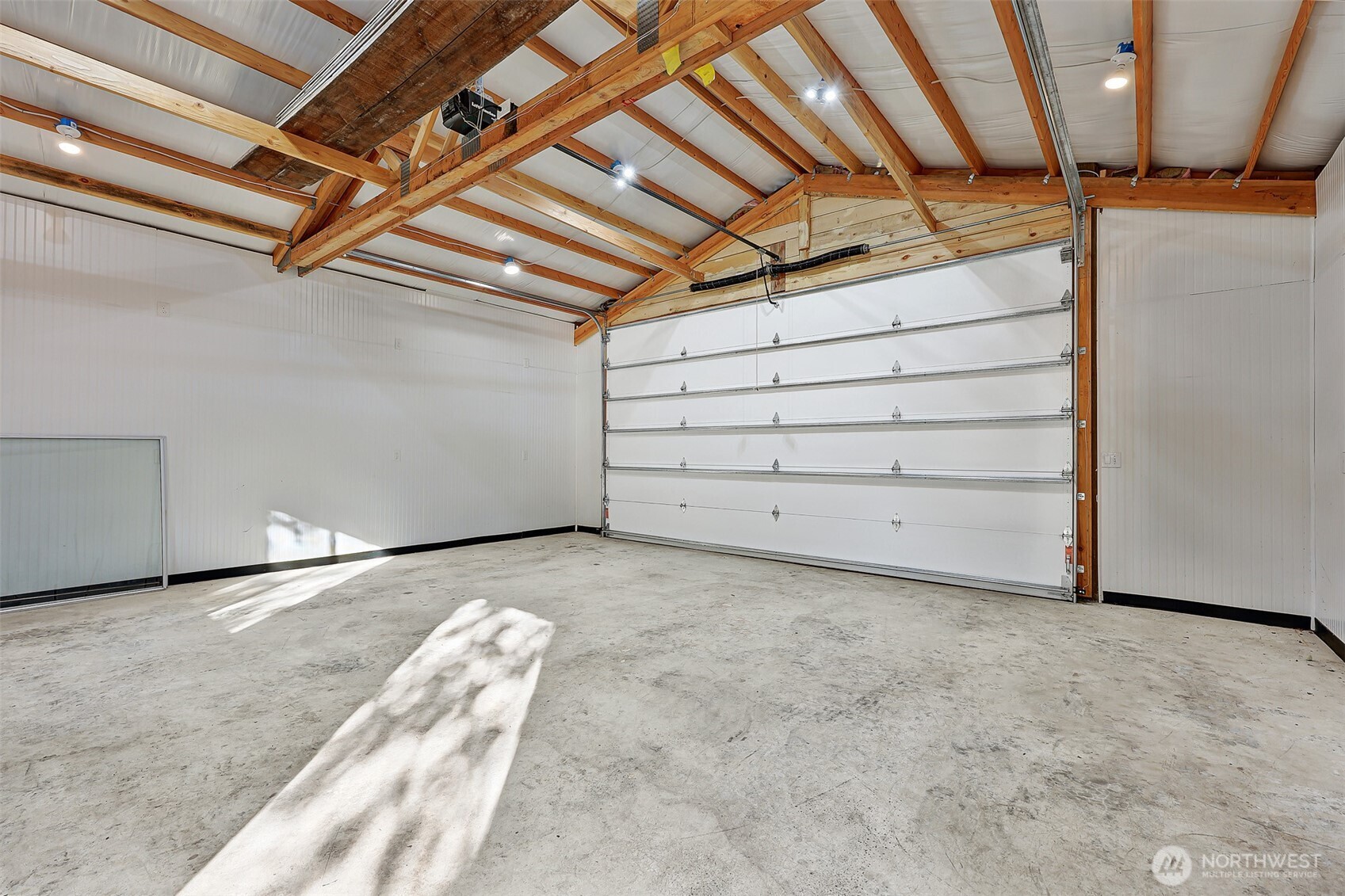 11034 Evanston Avenue N