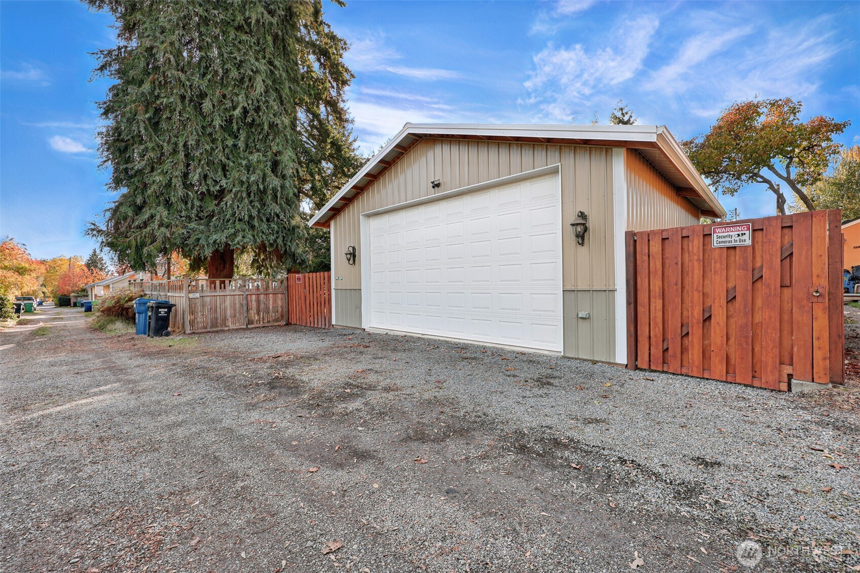 11034 Evanston Avenue N