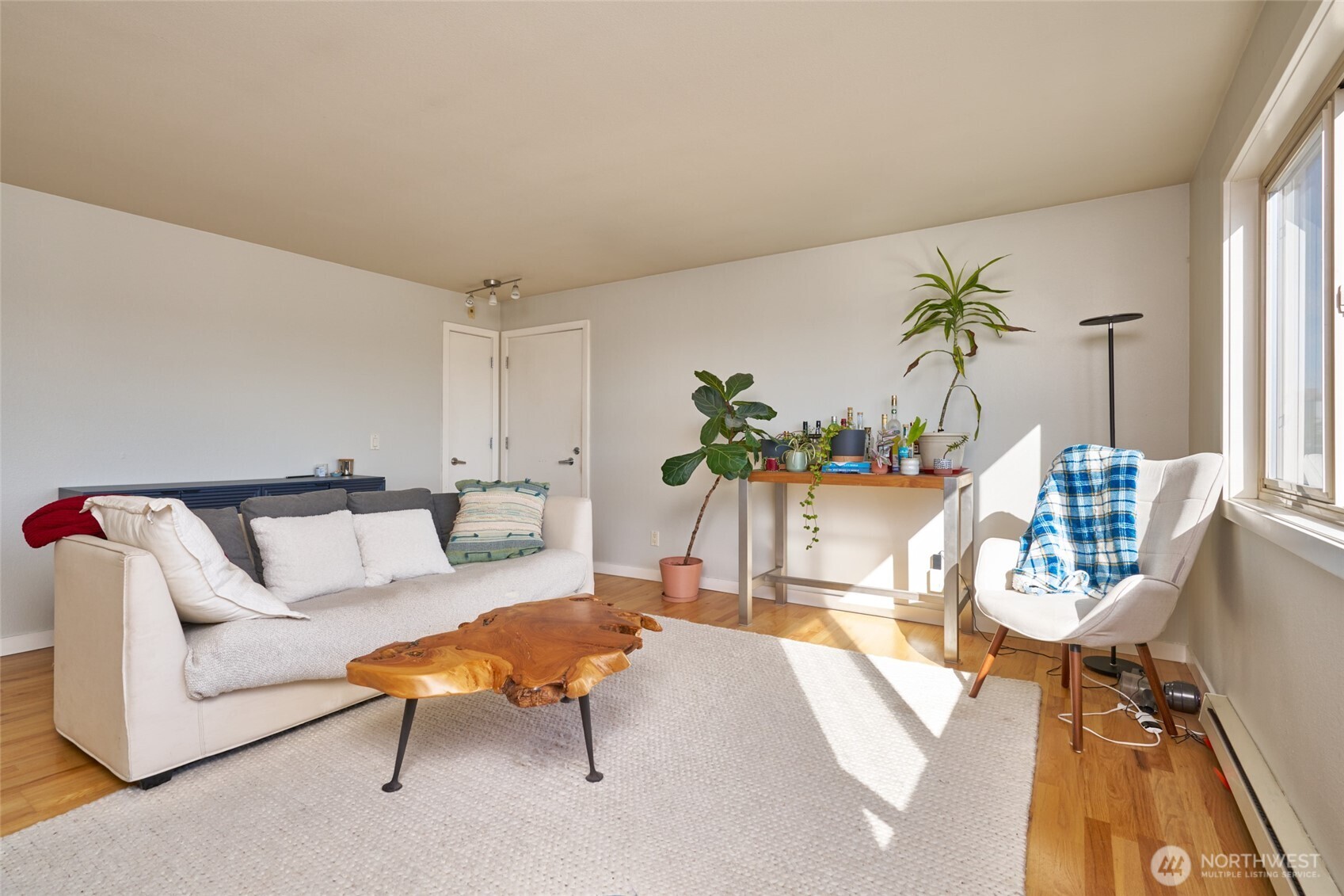 812 N 42nd Street Unit: 301