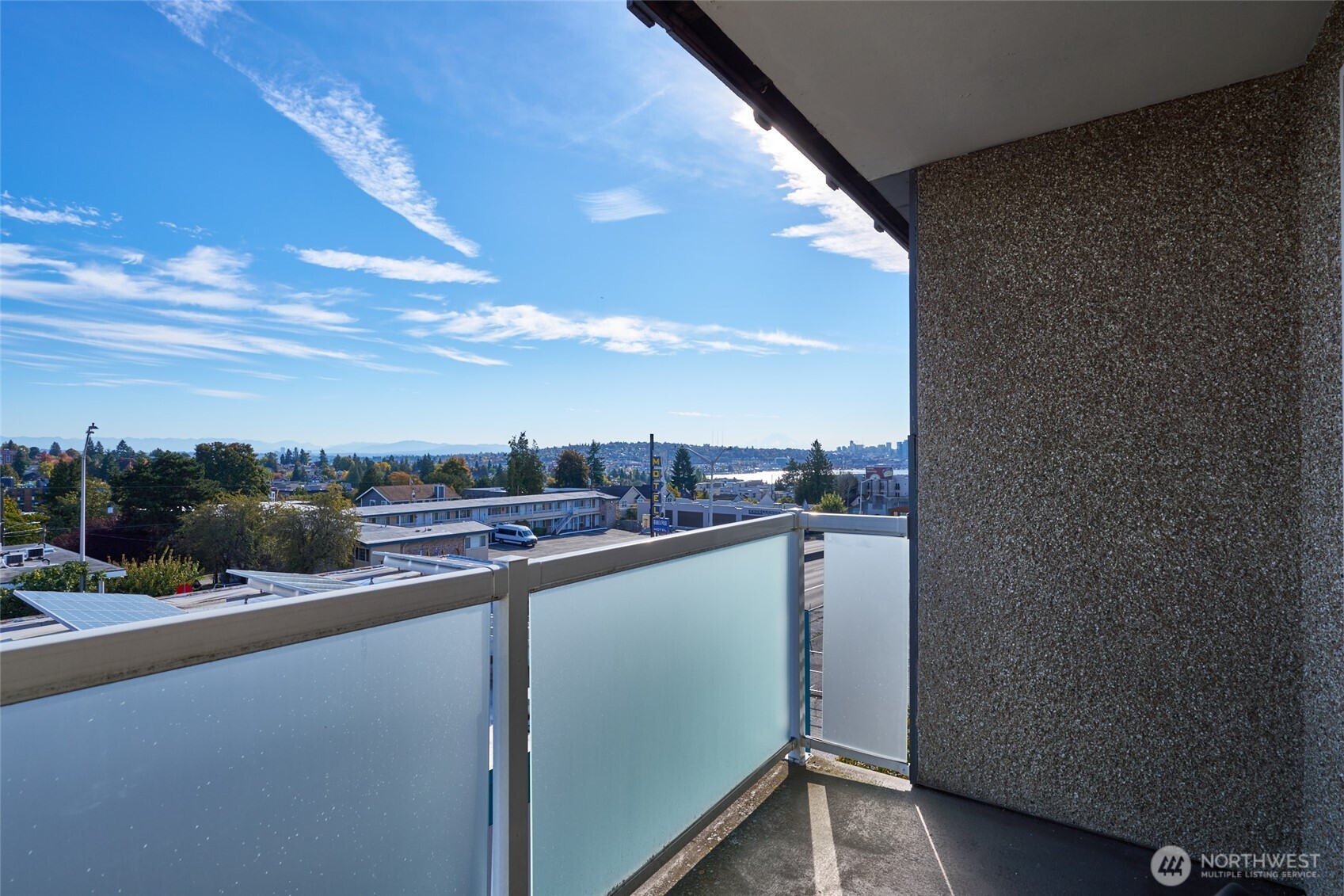 812 N 42nd Street Unit: 301