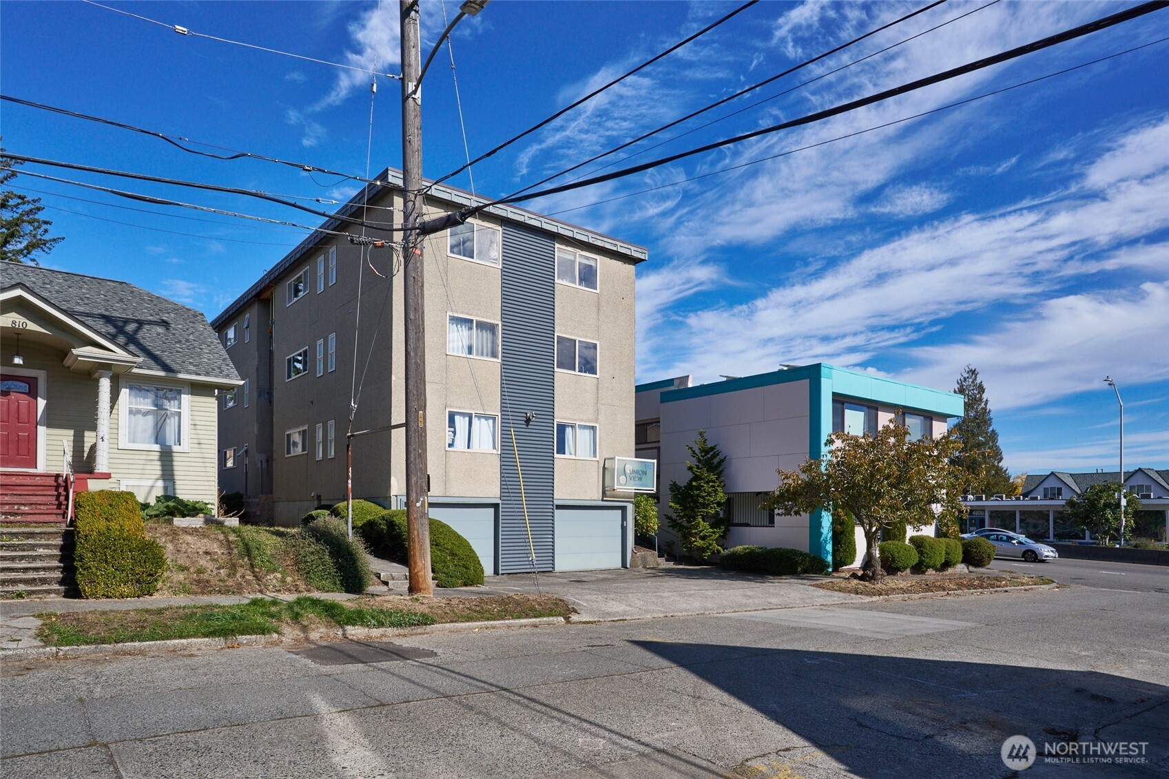 812 N 42nd Street Unit: 301
