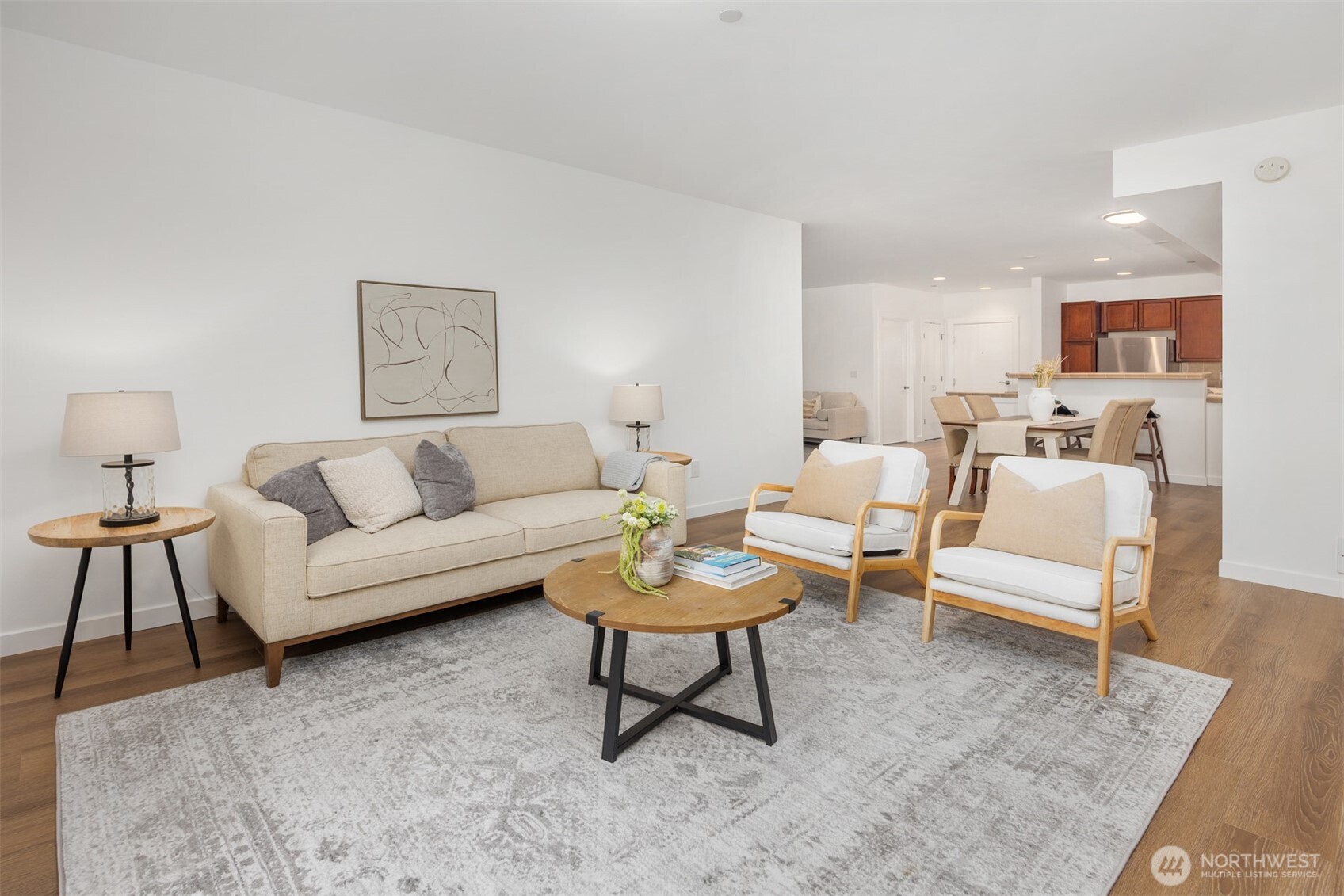 11004 NE 11th Street Unit: 407