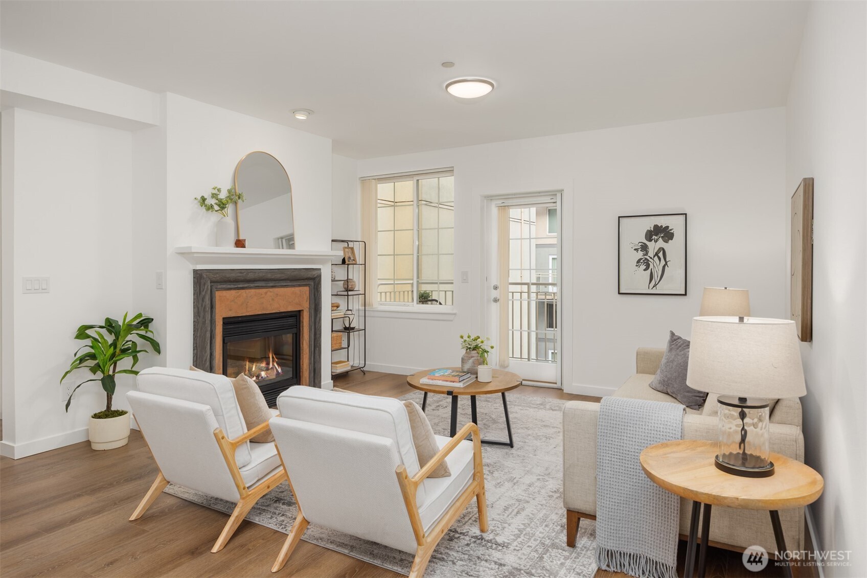 11004 NE 11th Street Unit: 407