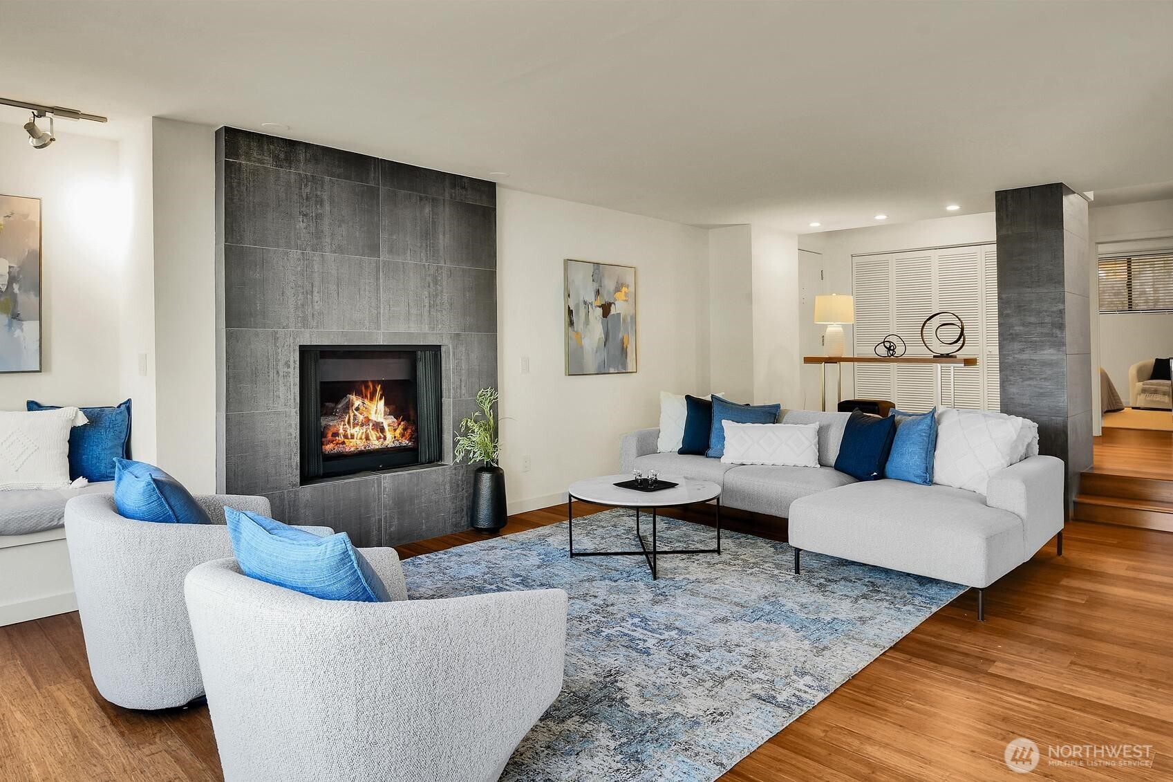 3640 26th Place W Unit: 101-B