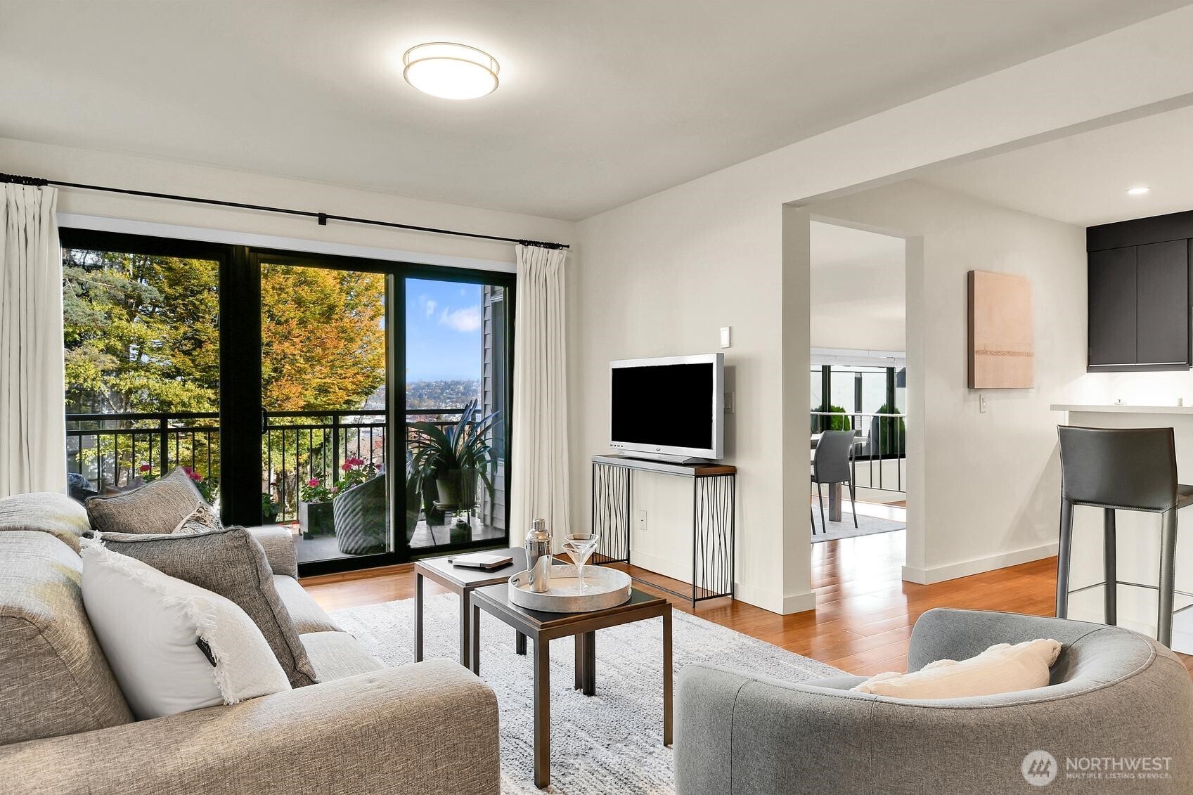 3640 26th Place W Unit: 101-B