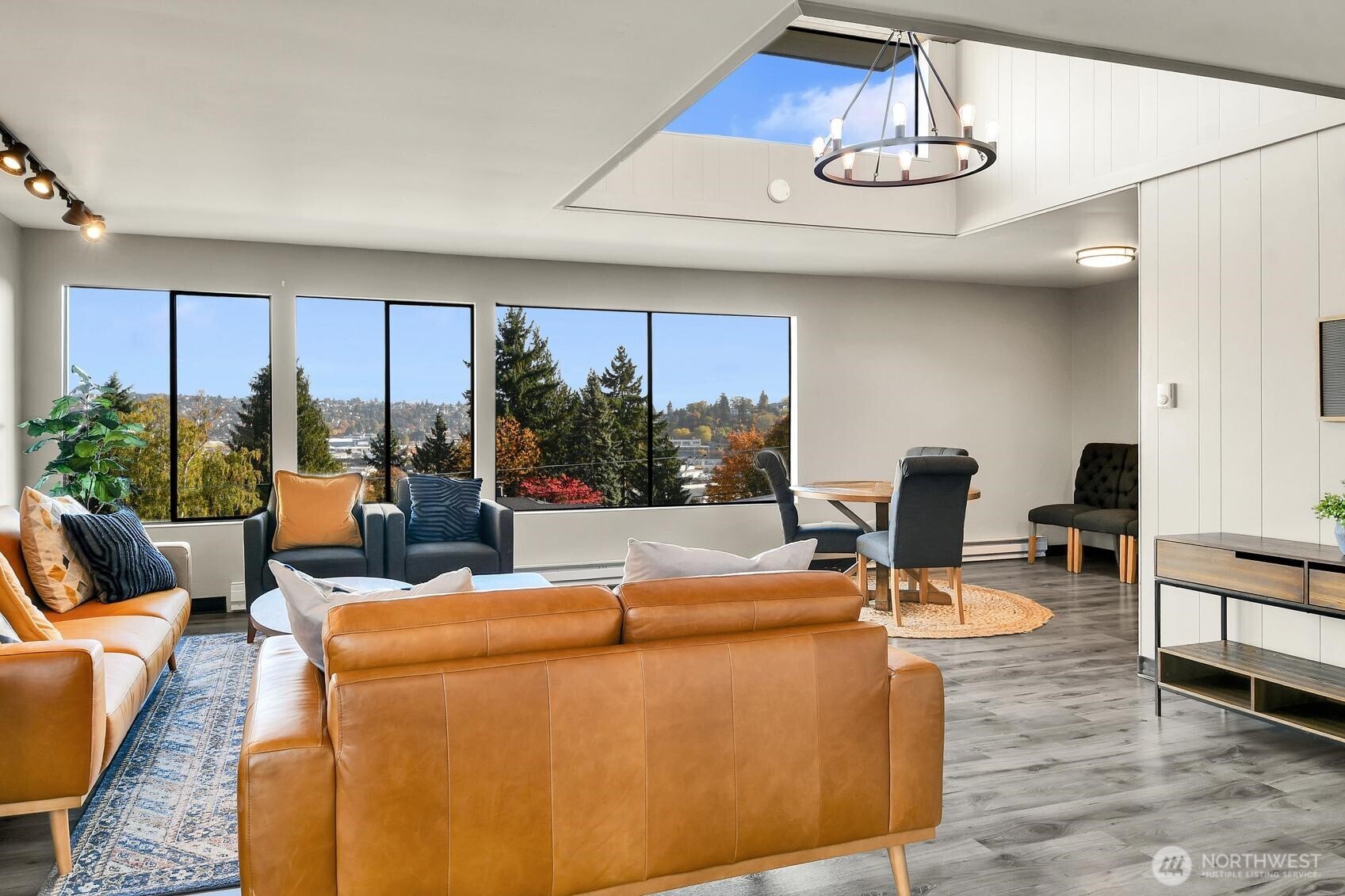 3640 26th Place W Unit: 101-B