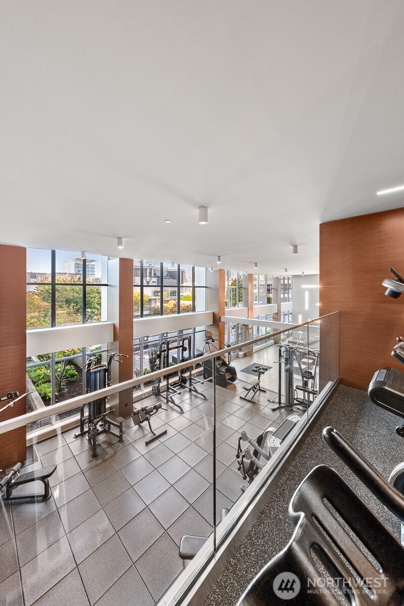 583 Battery Street Unit: 309N