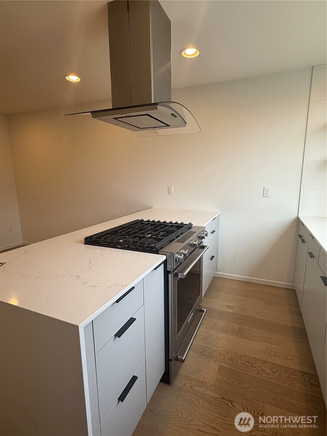 817 24th Avenue S Unit: B