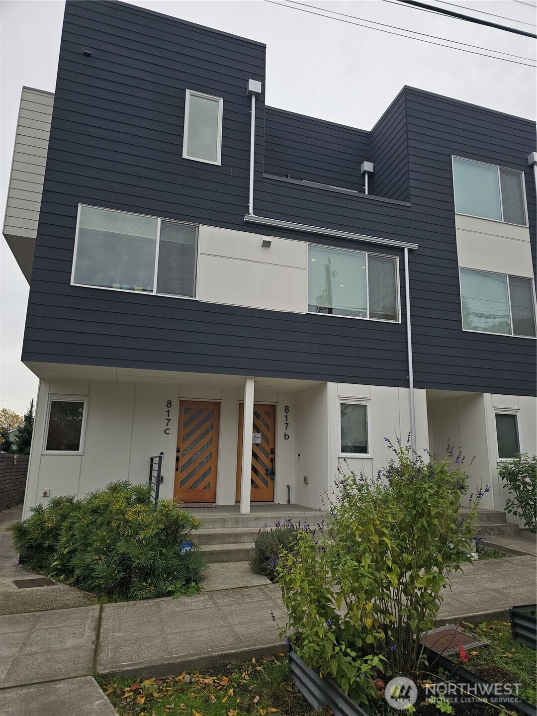 817 24th Avenue S Unit: B