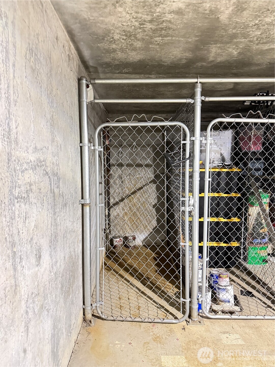 717 E Denny Way Unit: 1A