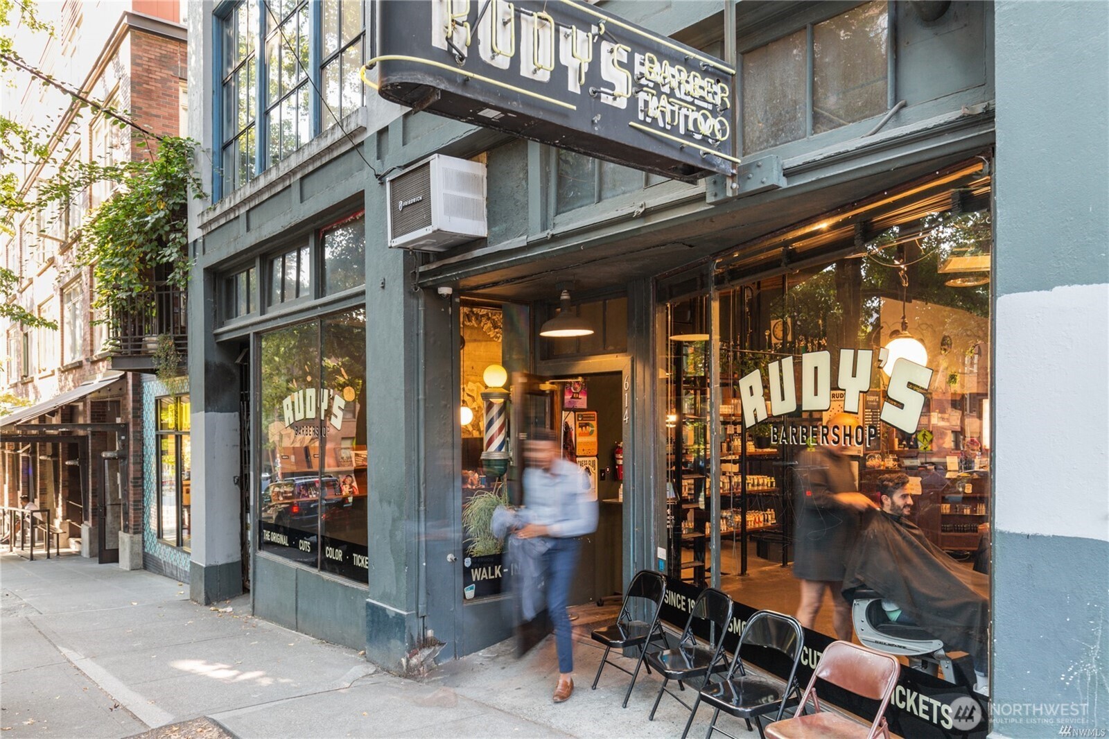 717 E Denny Way Unit: 1A