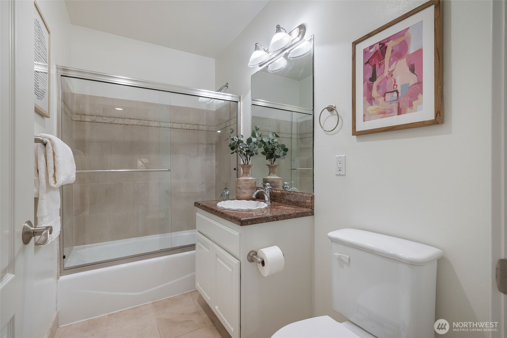 717 E Denny Way Unit: 1A