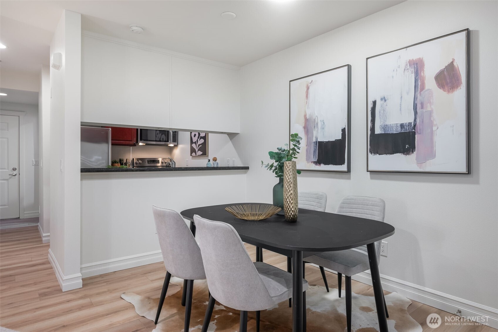 717 E Denny Way Unit: 1A