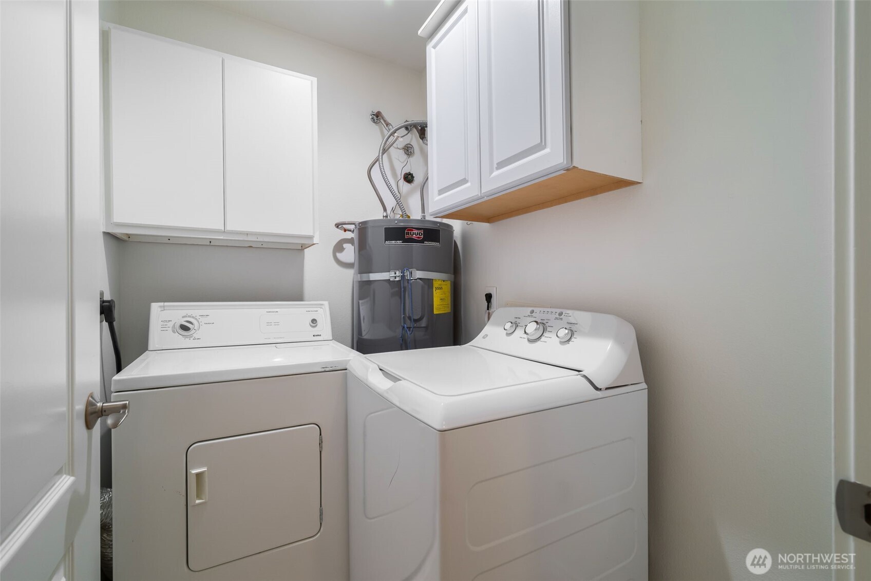 717 E Denny Way Unit: 1A