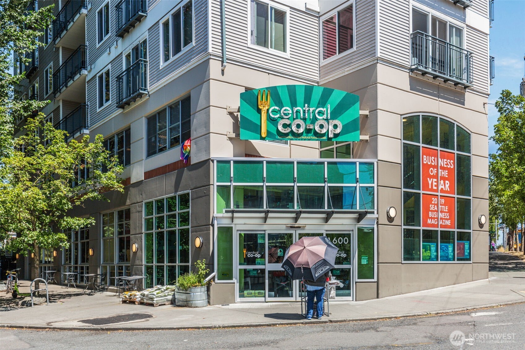 717 E Denny Way Unit: 1A