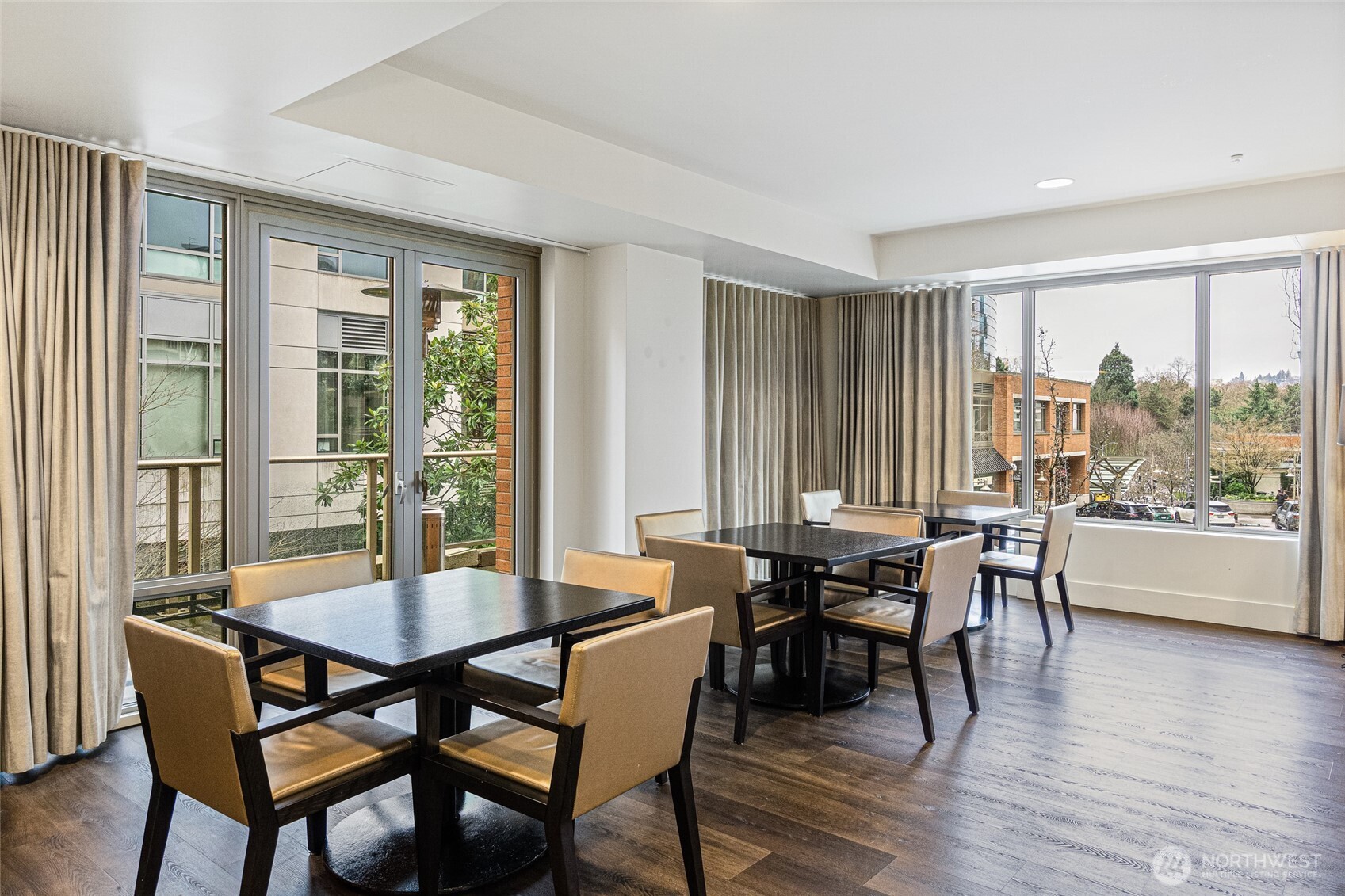 900 Lenora Street Unit: 804