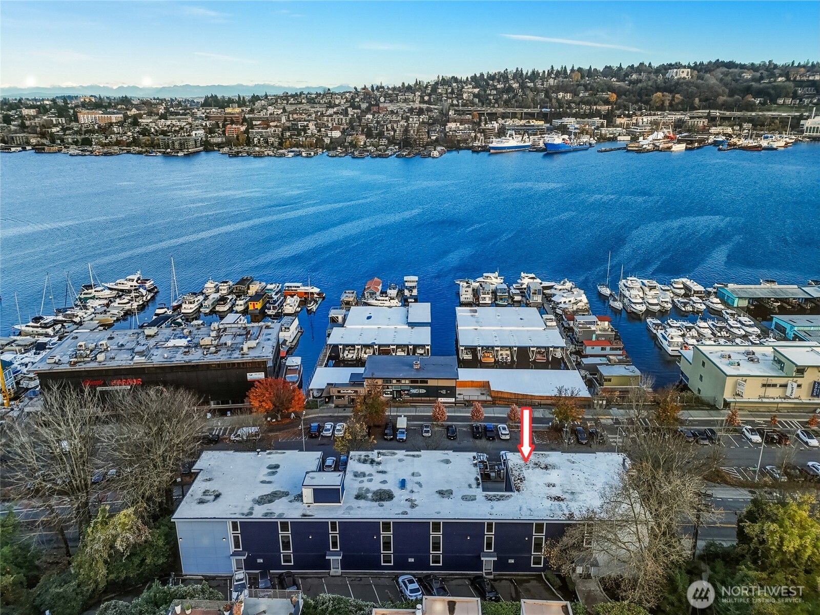 2001 Westlake Avenue N Unit: 32