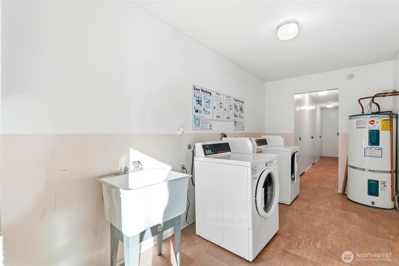 2001 Westlake Avenue N Unit: 32