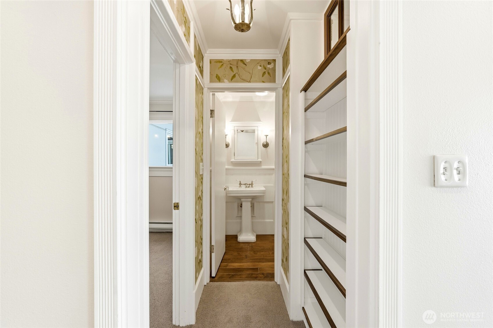 2001 Westlake Avenue N Unit: 32
