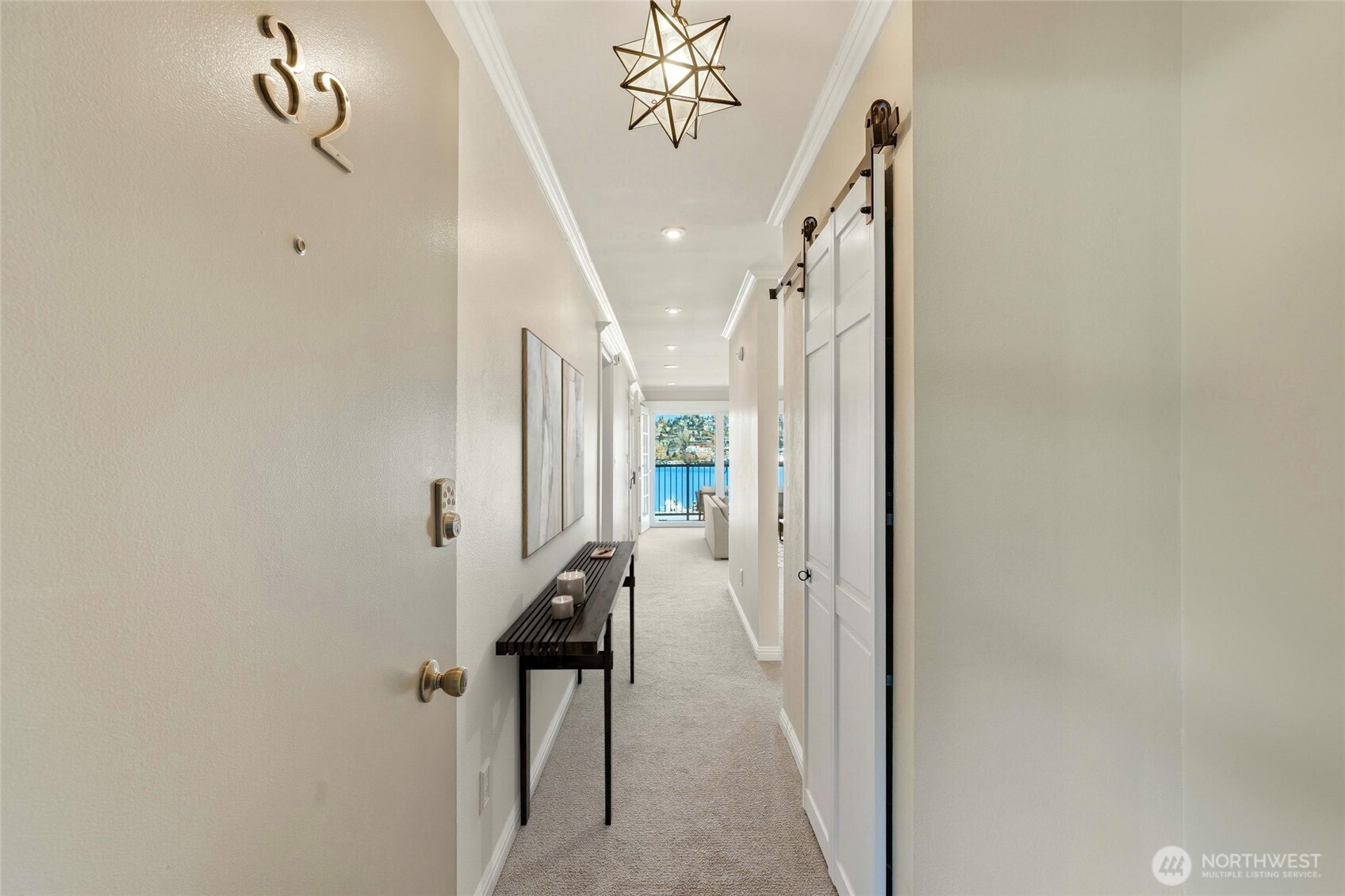 2001 Westlake Avenue N Unit: 32