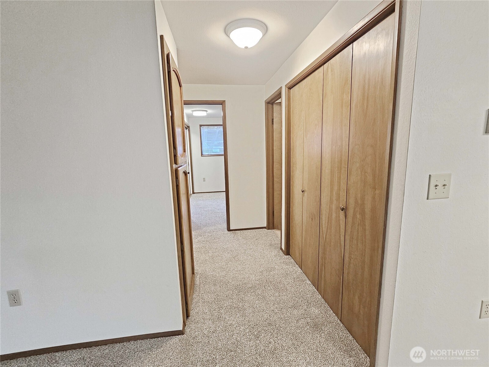 12225 100th Avenue NE Unit: B105