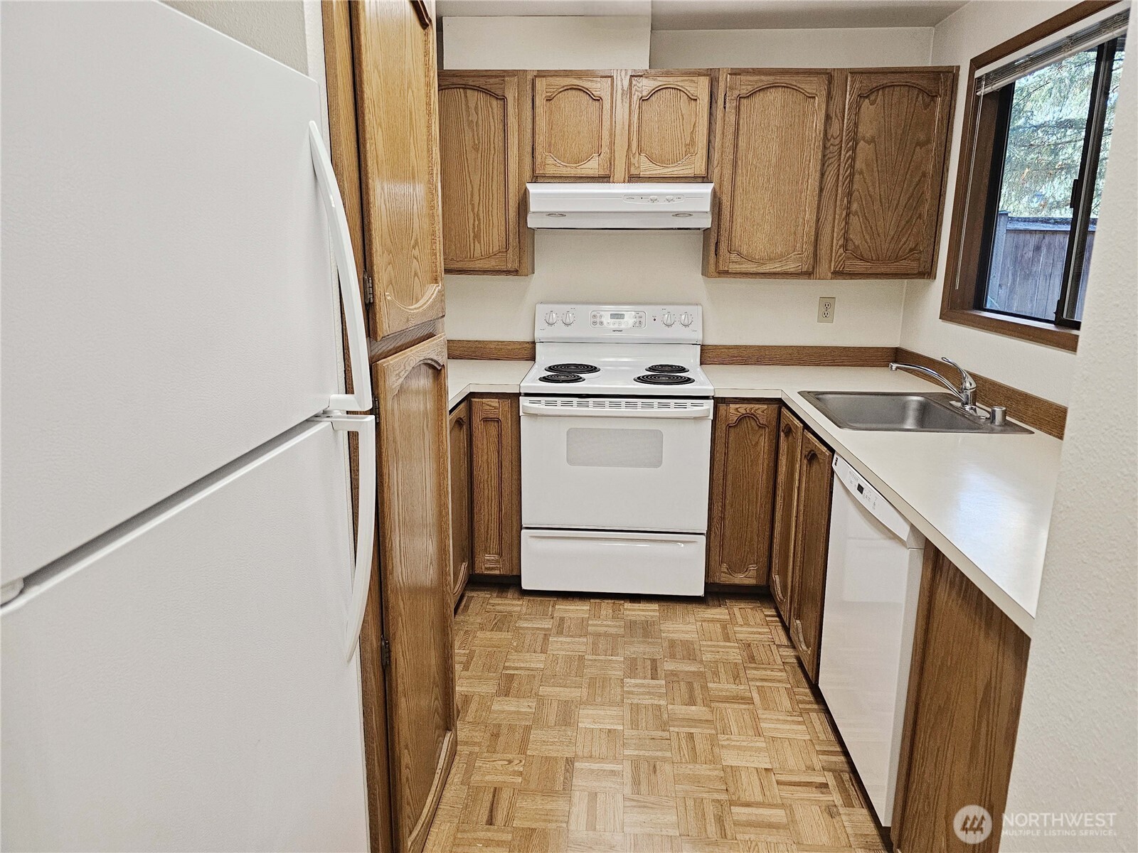 12225 100th Avenue NE Unit: B105